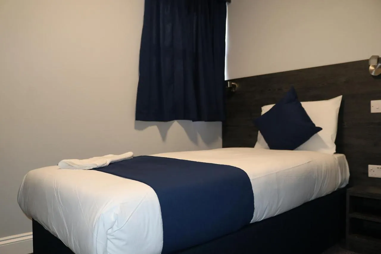 Blue Sapphire Hotel Ilford
